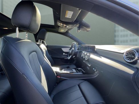 Used 2025 Mercedes-Benz CLA 250 4MATIC image 22