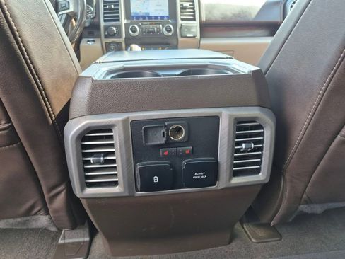 Used 2020 Ford F150 Limited w/ Trailer Tow Package image 15