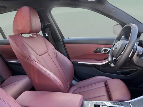 Used 2025 BMW 330i Sedan RWD image 19