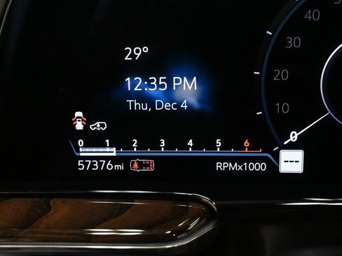 Used 2023 Cadillac Escalade ESV Sport Platinum image 33