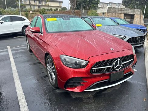 Used 2022 Mercedes-Benz E 350 Sedan image 2