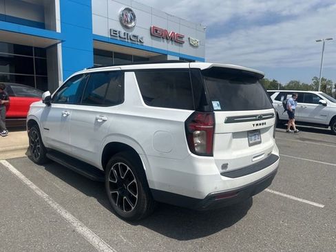 Used 2022 Chevrolet Tahoe RST w/ Luxury Package AWD/4WD image 4