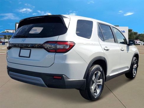 New 2025 Honda Pilot EX-L image 5