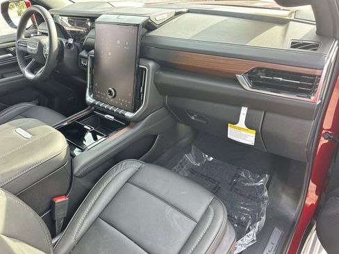 New 2026 GMC Yukon XL Denali w/ Sun & Power Step Package image 32