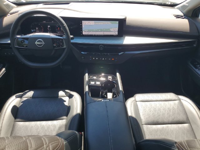 Certified 2025 Nissan Murano Platinum w/ Cargo Package AWD/4WD image 3