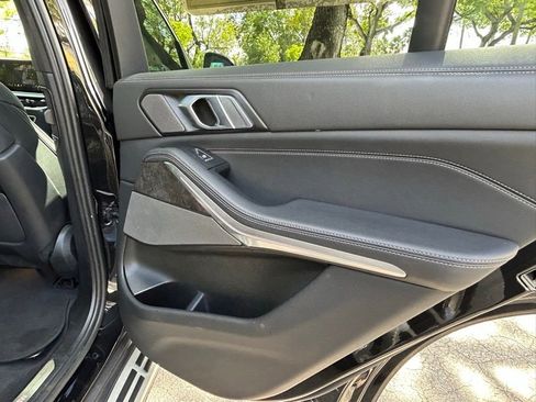 Used 2024 BMW X5 xDrive40i image 39