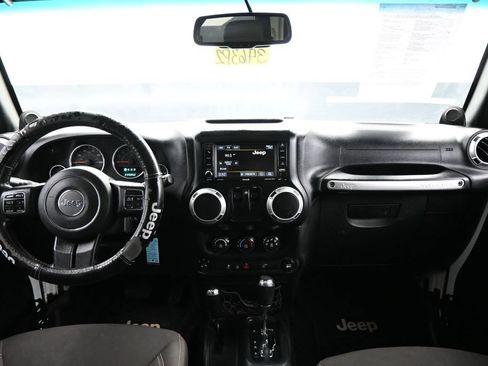 Used 2014 Jeep Wrangler Sahara w/ Dual Top Group AWD/4WD image 13