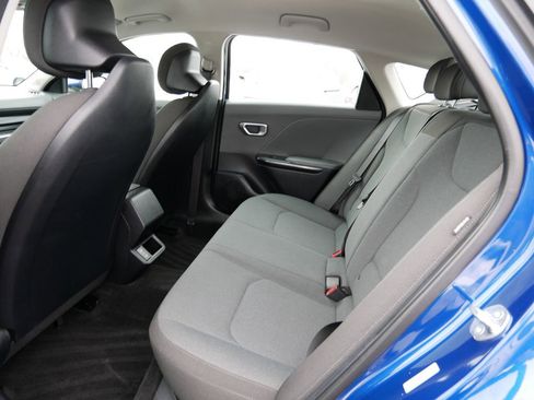 Used 2025 Kia K4 LXS image 12