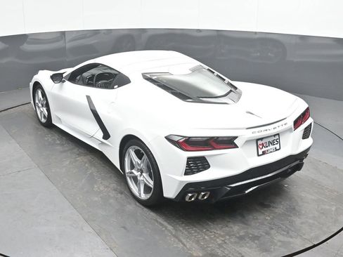 Used 2022 Chevrolet Corvette Stingray Coupe w/ 1LT RWD image 38