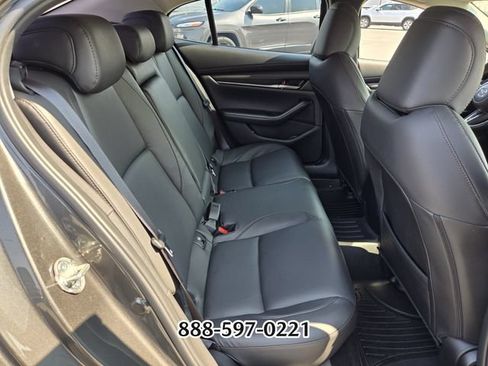 Used 2025 MAZDA MAZDA3 s FWD image 18