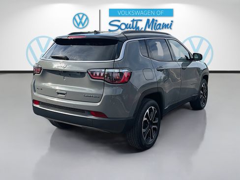 Used 2024 Jeep Compass Limited image 7