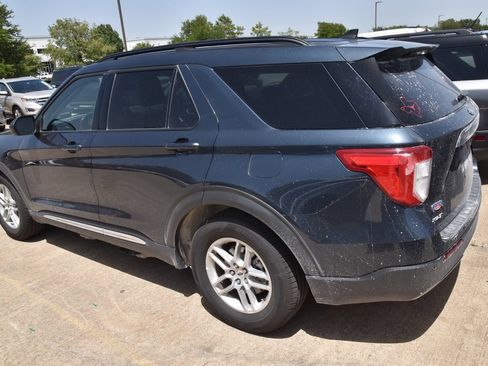 Used 2022 Ford Explorer XLT w/ Equipment Group 202A RWD image 6
