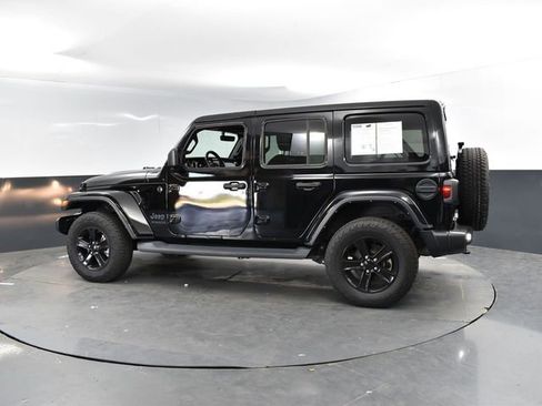 Used 2021 Jeep Wrangler Unlimited Sahara image 5