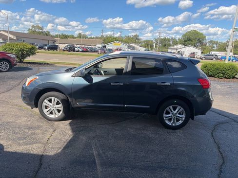 Used 2013 Nissan Rogue SV AWD/4WD image 5