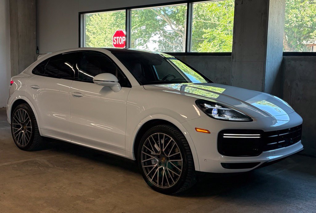 Used 2022 Porsche Cayenne Turbo AWD/4WD image 12