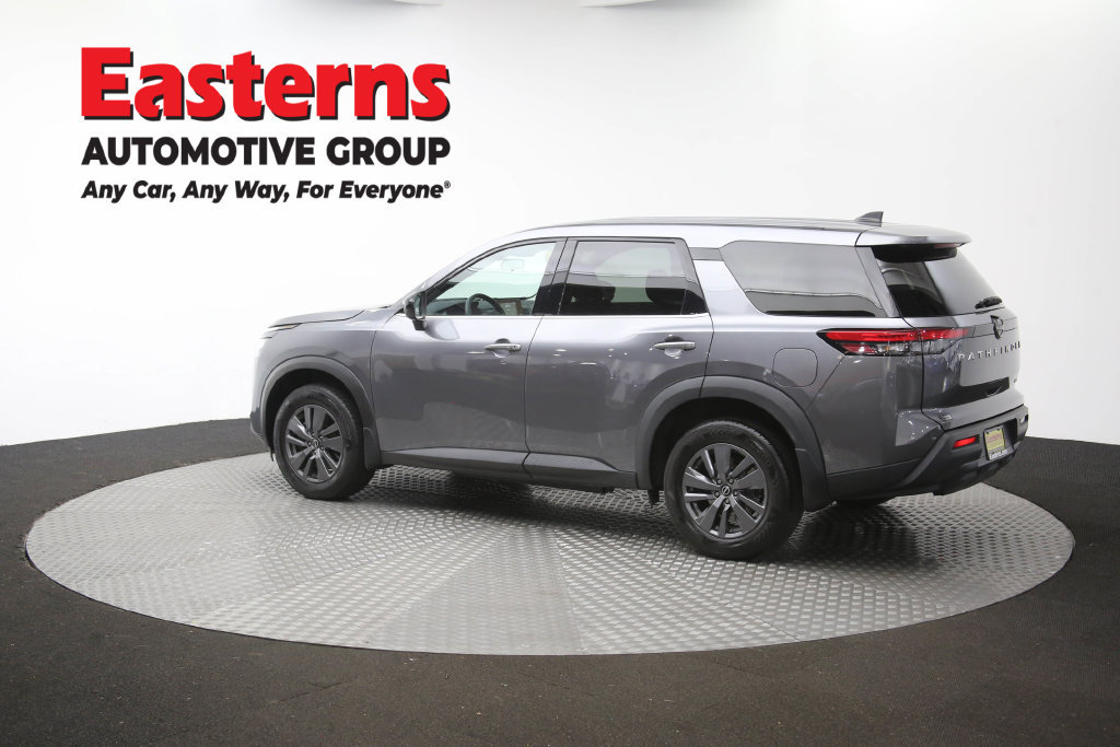 Used 2024 Nissan Pathfinder S AWD/4WD image 65