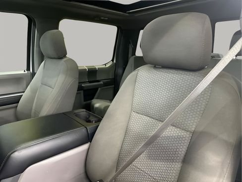 Used 2019 Ford F150 XLT w/ Equipment Group 302A Luxury AWD/4WD image 12