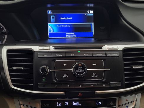 Used 2015 Honda Accord LX image 25