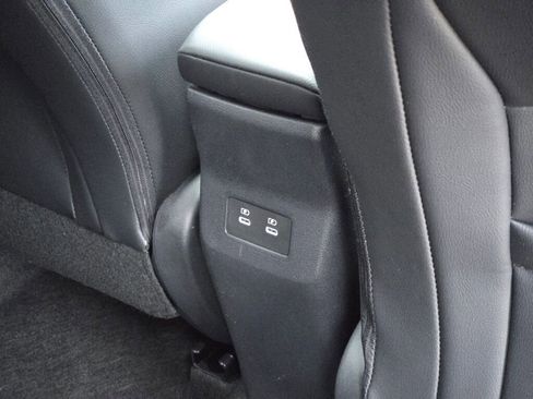 Used 2026 Nissan Kicks SR w/ SR Premium Package image 12