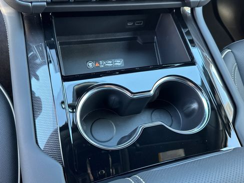 New 2026 GMC Yukon Elevation image 33