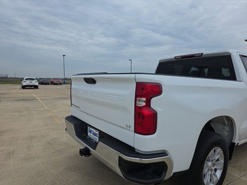 Used 2025 Chevrolet Silverado 1500 LT image 9