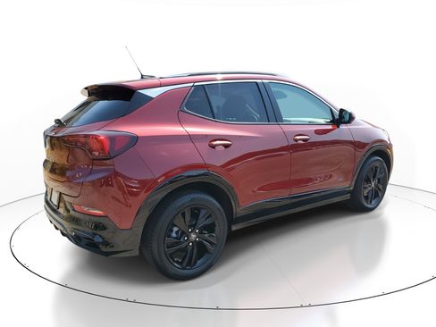 Used 2025 Buick Encore GX Sport Touring w/ Advanced Technology Package image 3