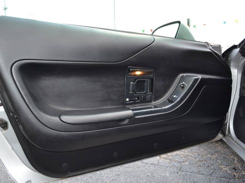 Used 1996 Chevrolet Corvette Coupe RWD image 28