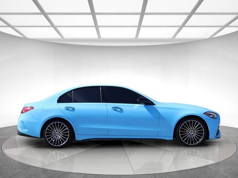 Used 2023 Mercedes-Benz C 300 Sedan image 4