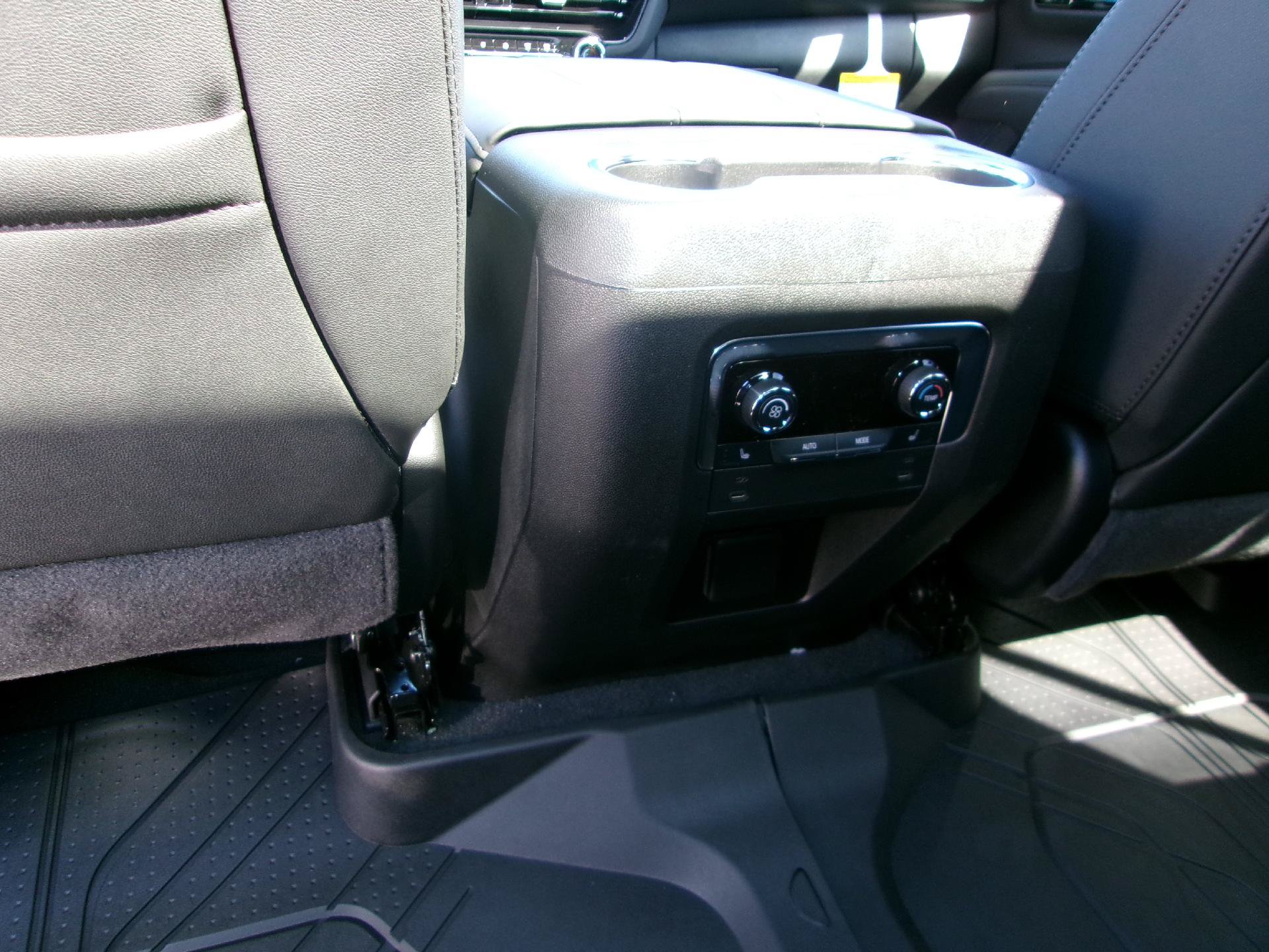 New 2026 Chevrolet Tahoe Z71 w/ Comfort Package AWD/4WD image 13