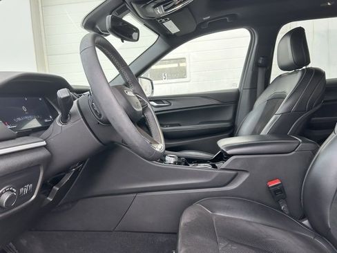 Certified 2023 Jeep Grand Cherokee L Altitude image 8