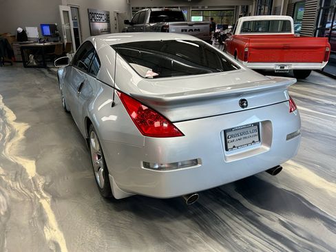 Used 2006 Nissan 350Z Coupe w/ (N93) Cargo Convenience Pkg RWD image 23