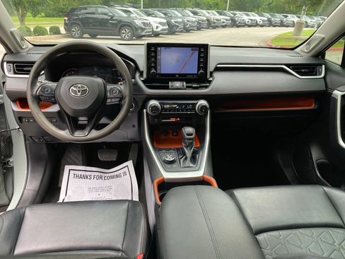 Used 2019 Toyota RAV4 Adventure AWD/4WD image 29