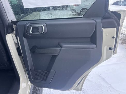 New 2025 Ford Bronco Outer Banks w/ Sasquatch Package image 22