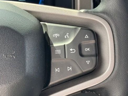 Used 2025 Ford Bronco Outer Banks AWD/4WD image 36