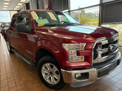 Used 2015 Ford F150 XLT RWD image 1