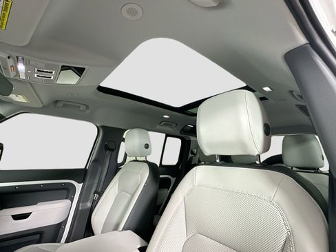 Certified 2025 Land Rover Defender 110 S image 25