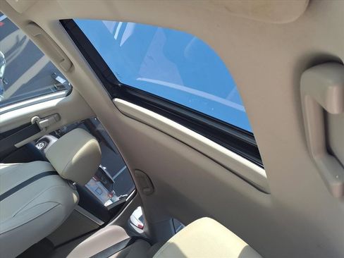 Used 2017 Honda Civic Touring image 8