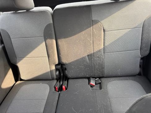 Used 2022 Chevrolet Traverse LT w/ LPO, Floor Liner Package AWD/4WD image 15