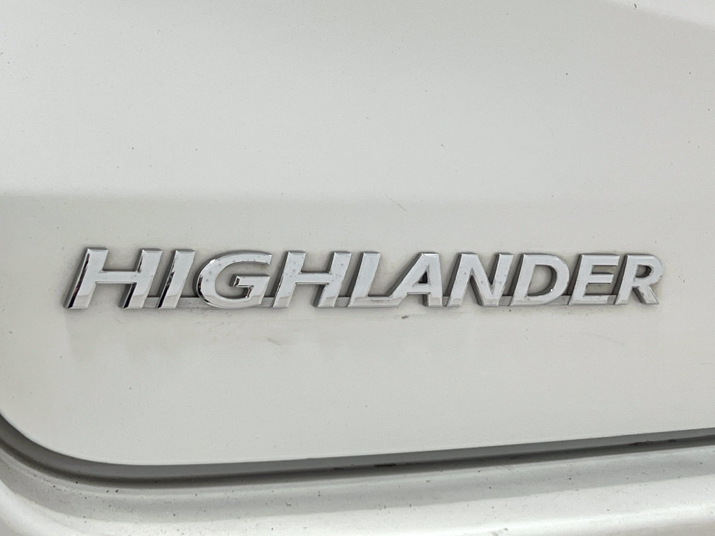 Used 2018 Toyota Highlander XLE AWD/4WD image 41