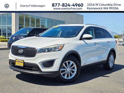 Used 2017 Kia Sorento AWD image 1
