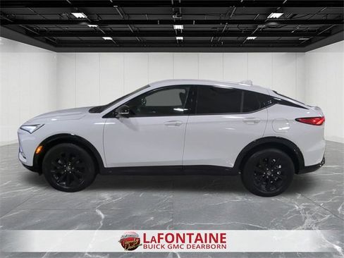 Used 2024 Buick Envista Sport Touring w/ Convenience I Package image 5