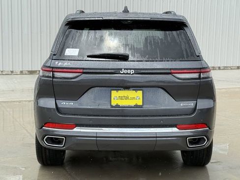 New 2025 Jeep Grand Cherokee Overland w/ Luxury Tech Group IV AWD/4WD image 6