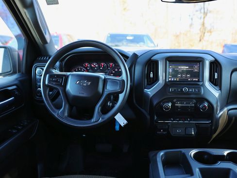 Used 2020 Chevrolet Silverado 1500 Custom Trail Boss w/ Custom Convenience Package image 19