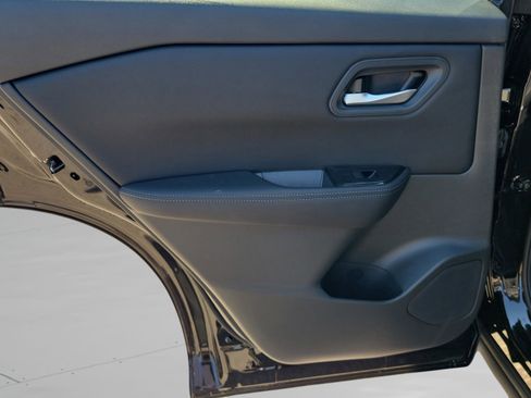 New 2026 Nissan Rogue SV w/ Cold Weather Package FWD image 10
