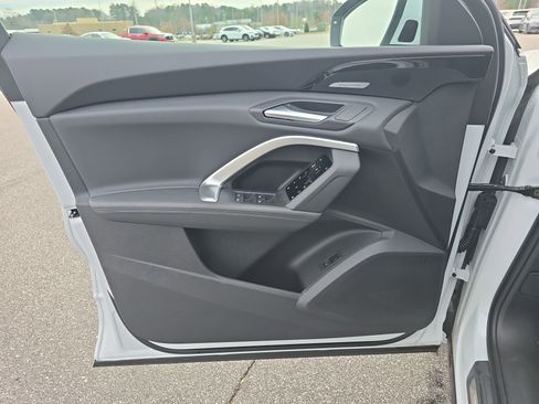 New 2025 Audi Q5 Premium Plus image 25