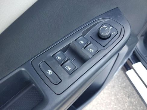New 2026 Volkswagen Taos S FWD image 13