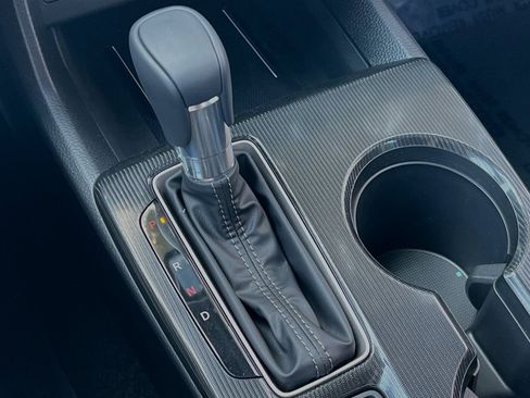 Used 2025 Honda Civic Sport image 21