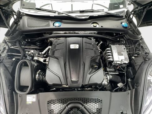 Used 2023 Porsche Macan S image 41