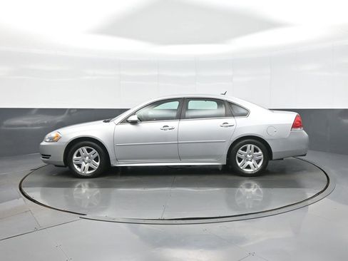 Used 2013 Chevrolet Impala LT w/ LT Sunroof Package image 4