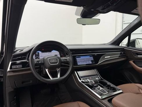 Used 2025 Audi Q7 3.0T Premium Plus image 22